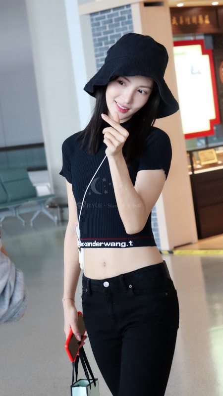 嘻嘻,171cm身高的大长腿女孩金晨这次你get到了吗?
