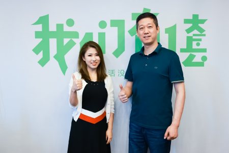 老爸评测魏文锋联合fm93交通之声,揭秘书包选购的"那些事"