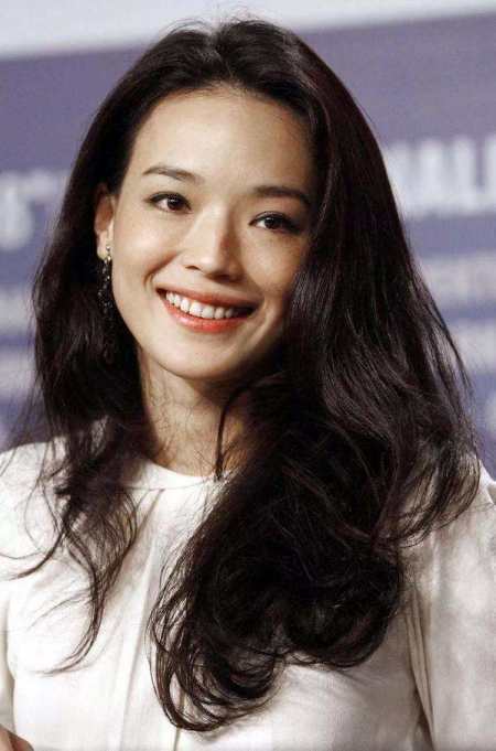 女人脸型分5种,鹅蛋脸是完美脸,最后一个很影响颜值