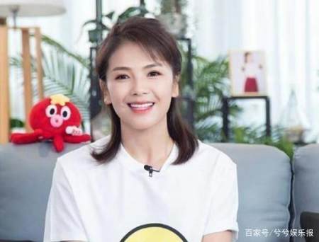 王珂发文辟谣亏损12亿,深情表白刘涛,自嘲每逢佳节都