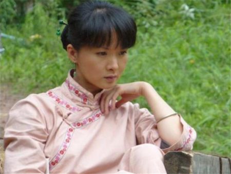 如果小编说起电视剧《大宅门》,那                    了,2001年在