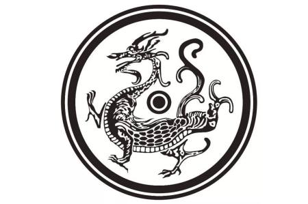 怪异的图腾文化,纹饰各样,却内涵丰富,象征着那个时代