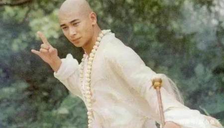 被删减的电影《青蛇》,时隔十余年,今才懂小青和法海