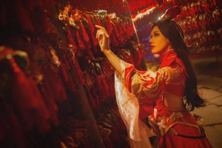 王者荣耀cos:绝美cos露娜一生所爱,仙女下凡,整个人都