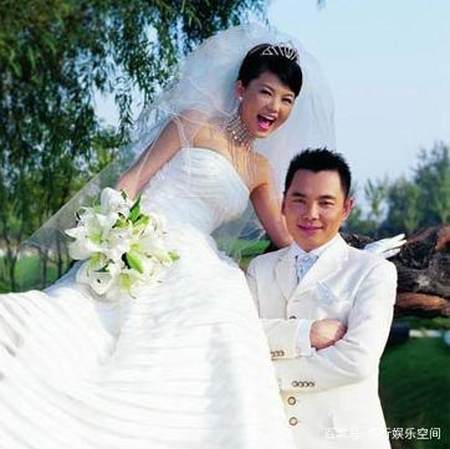 甩周艳泓,骗秦海璐,家暴李湘,富商李厚霖追爱往事