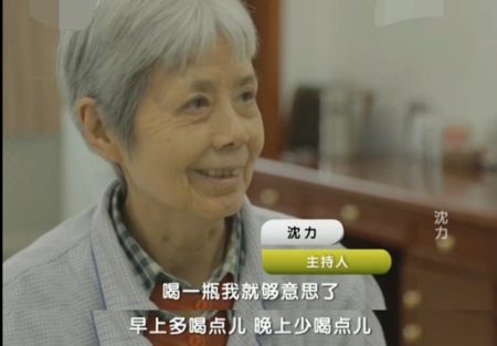 主持人沈力因病去世,5年前曾患肺癌,病房内乐观抗癌