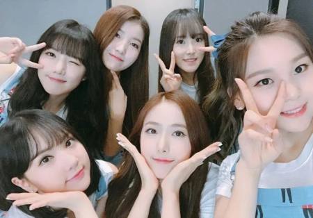 曾经twice并尊的gfriend,为何沦落到解散的地步