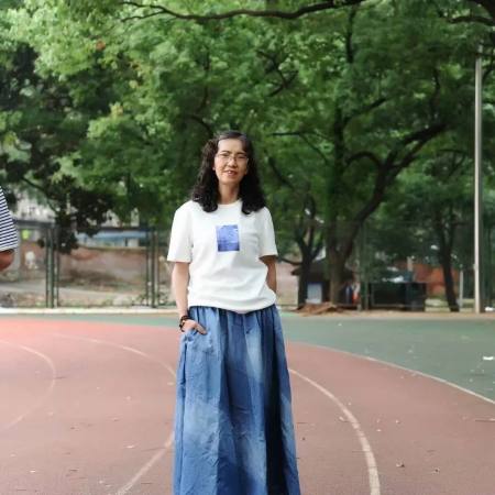 星辰阁罗秋红:单薄的女人往往率性追随独木舟的疆域