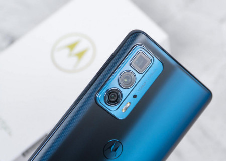 仅2299元,骁龙870+256GB+一亿像素+144Hz屏,为何卖不动 仅2299元,骁龙870+256GB+一亿像素+144Hz屏,为何卖不动