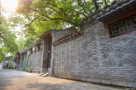 他有南方的婉约,却唱着胡同的少年,周深不一样的《胡同少年志》