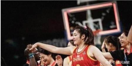 “篮球女神”李梦：为中国挣足了面子，拒绝西班牙富商只嫁中国人