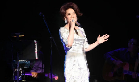 蔡琴,苏芮等人就是因演唱他创作的歌曲而成为歌坛重量级歌手.