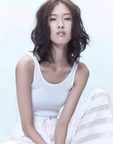 她拒绝承认自己是中国人,如今还想回国捞金,网友回话,想都别想(图2) 她拒绝承认自己是中国人,如今还想回国捞金,网友回话,想都别想(图2)