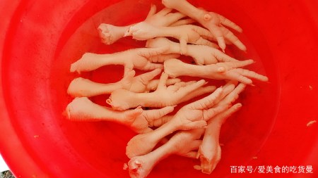 鸡爪用电饭锅简单一卤 软烂脱骨 香味十足 鸡爪用电饭锅简单一卤 软烂脱骨 香味十足
