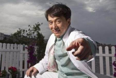 成龙唯一不敢演的戏份，由替身出演，事后成龙直接送他一辆法拉利(图1)