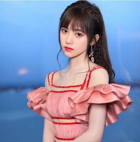 鞠婧祎“最撩”的照片,看到最后一张,每一个男生都喜欢!(图2) 鞠婧祎“最撩”的照片,看到最后一张,每一个男生都喜欢!(图2)
