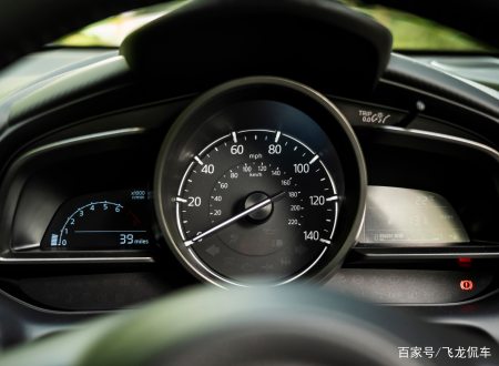 又一“代步王”,搭载1.5L混动系统,116马力油耗6L,颜值还很高(图4) 又一“代步王”,搭载1.5L混动系统,116马力油耗6L,颜值还很高(图4)