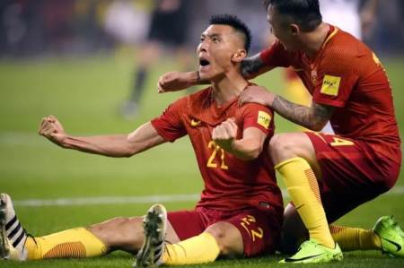 早上八点！国安苏明做了一个有争议的声明：中国足球成了笑话，球迷质疑。