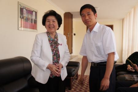 她18岁革命,55岁成我国首位女省委书记,58岁进入统战部,今91岁(图5) 她18岁革命,55岁成我国首位女省委书记,58岁进入统战部,今91岁(图5)