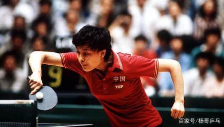 她排名世界第一获世乒赛冠军，却无缘奥运，退役多年后战胜邓亚萍