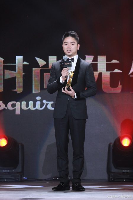 刘强东不满，电商江湖硝烟再起：京东百亿补贴指向拼多多