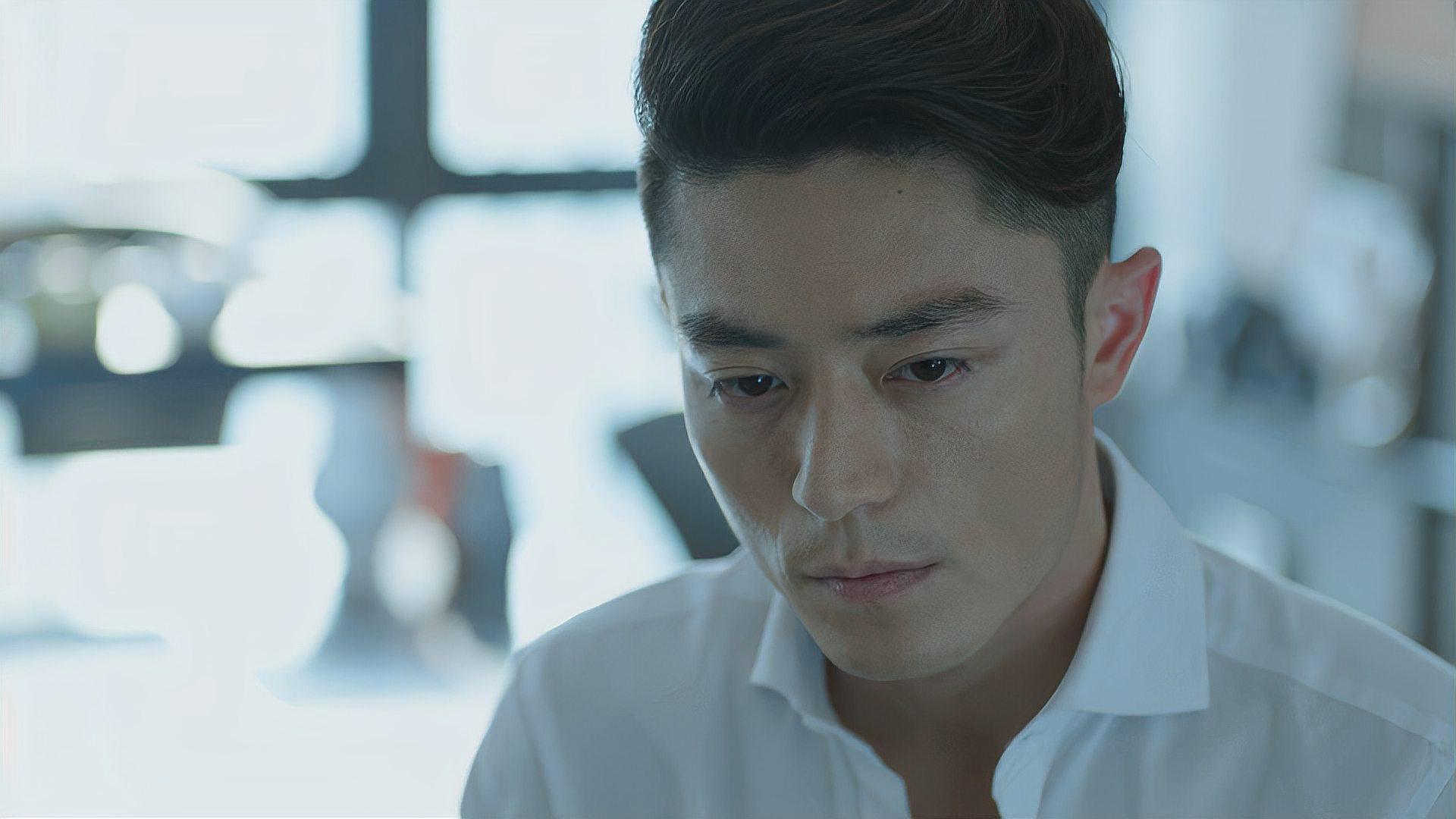 他来了请闭眼:靳言让子遇去香港调查,他带简瑶去美国见汤米