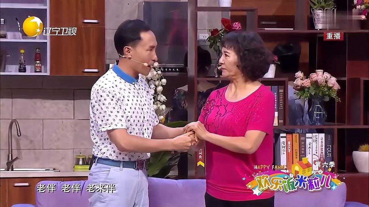 小品《選擇性耳聾》:鞏漢林裝耳聾氣媳婦,笑料不斷精彩至極