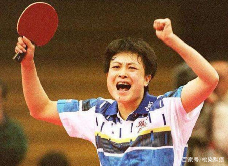 乒乓女将负气入日本队，打败邓亚萍大喊“哟西”，今悄悄回国？