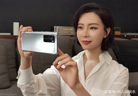 陈数干女儿晒合照,与陈数亲密贴脸,互动玩美颜特效 实用小技巧 第4张 陈数干女儿晒合照,与陈数亲密贴脸,互动玩美颜特效 实用小技巧 第4张