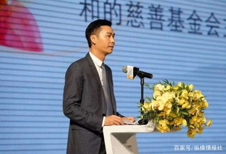 倩嫦是一家塑料科技公司的老板,二女儿何倩兴是广东新科集团的创始人