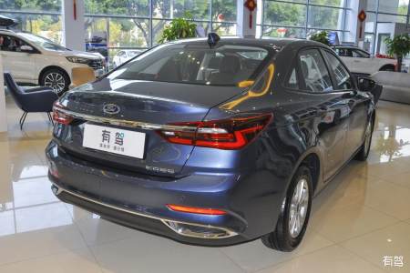 8万级新的选择——长安福特福睿斯