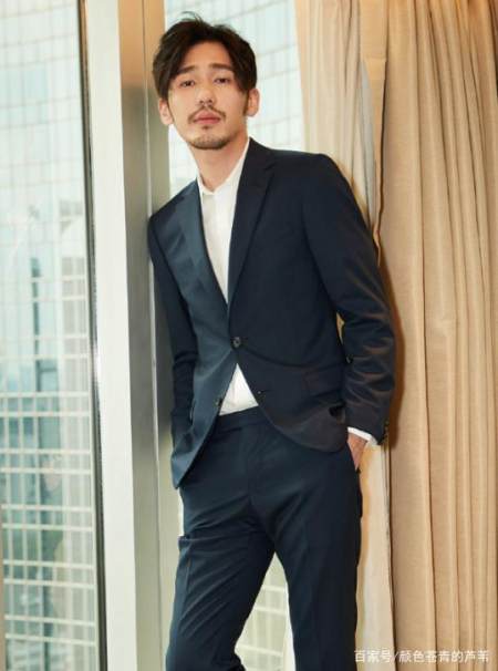 最适合“留胡子”的5位男星,胡歌垫底,后一位颠覆形象(图3) 最适合“留胡子”的5位男星,胡歌垫底,后一位颠覆形象(图3)