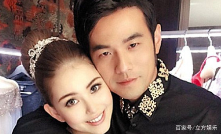 昆凌被爆家中摔伤,媒体问周杰伦去处,女方经纪人含糊其辞!(图3) 昆凌被爆家中摔伤,媒体问周杰伦去处,女方经纪人含糊其辞!(图3)