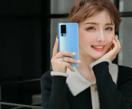 “高端机”与“旗舰机”有何区别?主要有3处,真假一看便知!(图1) “高端机”与“旗舰机”有何区别?主要有3处,真假一看便知!(图1)