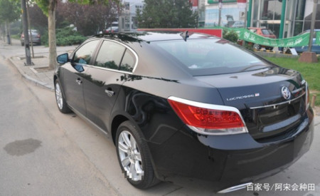 农民为什么喜欢买手动挡汽车,而不选自动挡呢?有2个现实的原因(图1) 农民为什么喜欢买手动挡汽车,而不选自动挡呢?有2个现实的原因(图1)
