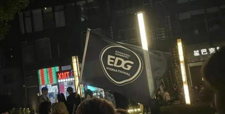 逻辑解构EDG夺冠的热度为什么能远爆国足冲击世界杯?1 逻辑解构EDG夺冠的热度为什么能远爆国足冲击世界杯?