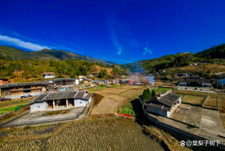 光俗里后塘(今营前街道湖里村)人,又作下江人.