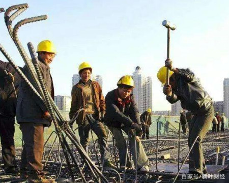 我国三大行业陷入“用工荒”!月薪都过万了,为啥还是没人肯干(图2) 我国三大行业陷入“用工荒”!月薪都过万了,为啥还是没人肯干(图2)