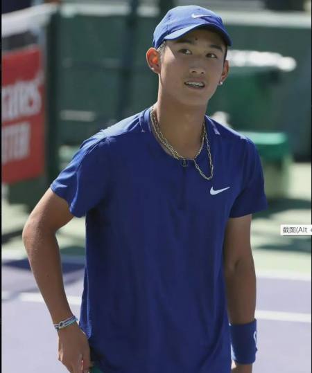 中国网球选手：17岁的尚俊成两连胜，步云朝科特三连胜。