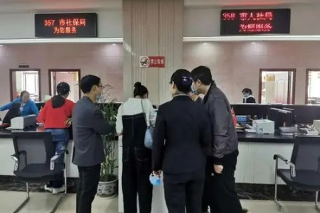 2021年起,社保没交够15年的要“偷着乐”?新规下全都这样处理(图2) 2021年起,社保没交够15年的要“偷着乐”?新规下全都这样处理(图2)