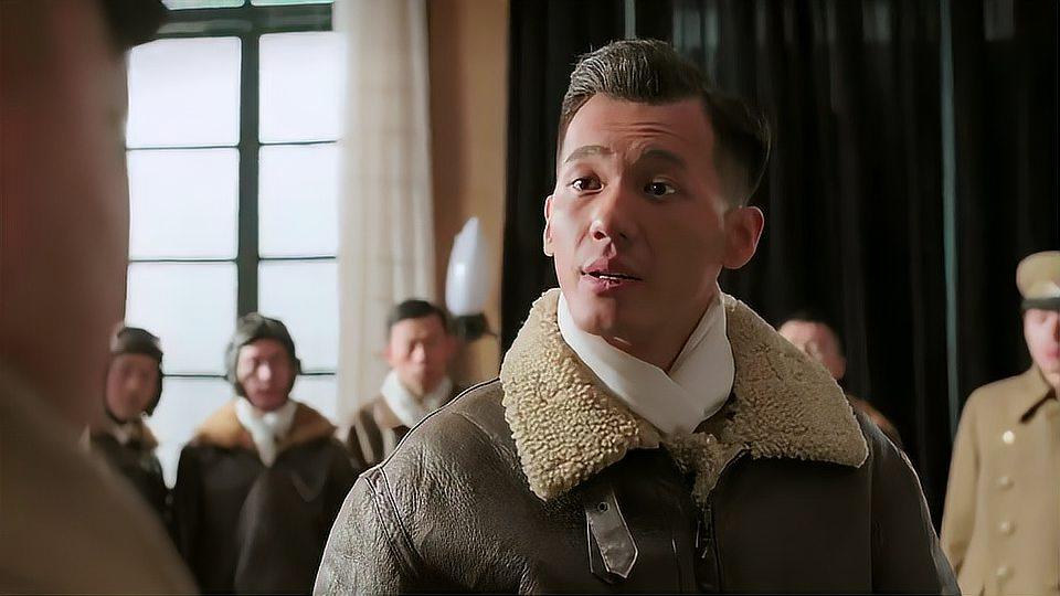 少帅:空军基地被叛军控制,冯庸霸气对怼人,叛军瞬间怂了