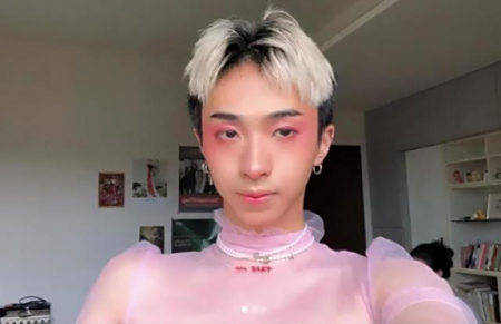 庾澄庆儿子跳女团舞被指妩媚 酷爱穿女装 得到伊能静支持 庾澄庆儿子跳女团舞被指妩媚 酷爱穿女装 得到伊能静支持