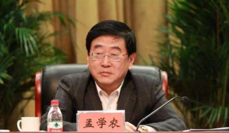 他是原北京市市长，后任山西省省长，却因在任期间两场灾祸隐退(图1)