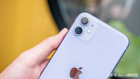 除代言了手机的明星外,大部分明星都在用iPhone,国产机差哪了?(图1) 除代言了手机的明星外,大部分明星都在用iPhone,国产机差哪了?(图1)
