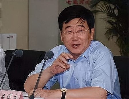他是原北京市市长，后任山西省省长，却因在任期间两场灾祸隐退(图4)