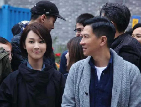 杨紫曾向张家辉要电话委婉拒绝,只因他家里有他全部的爱(图1) 杨紫曾向张家辉要电话委婉拒绝,只因他家里有他全部的爱(图1)