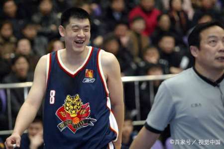 中国10大最强男篮球员：第九已去世，易建联第三，第一世界公认