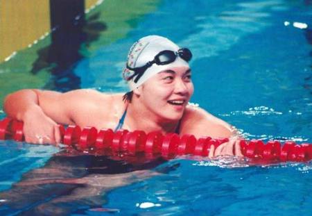 中国两位同名同姓的奥运冠军，一个游泳，一个排球，你分得清吗