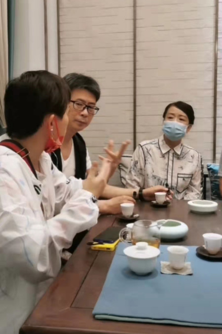 真实与善良是许敏的金钥匙，得罪了一些主播，却打开了姚威的心门(图2)