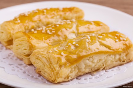 金玉份美食红豆千层酥的简单做法